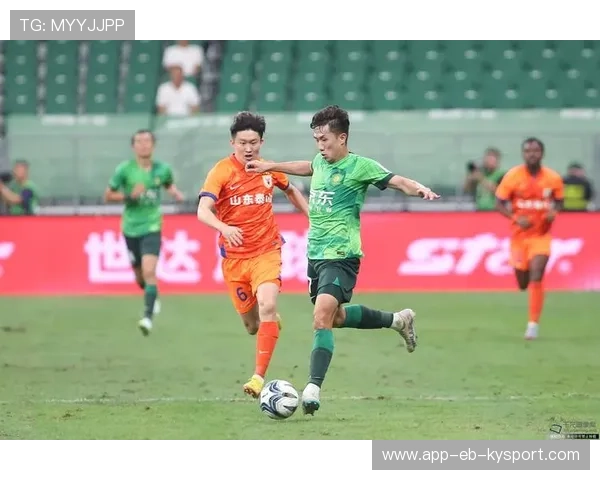 北京国安与对手激烈对抗，北京国安战绩