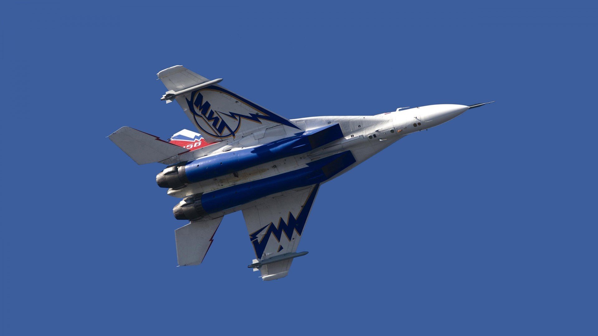 青训体系普遍缺少守门员专项训练,青少年守门员训练